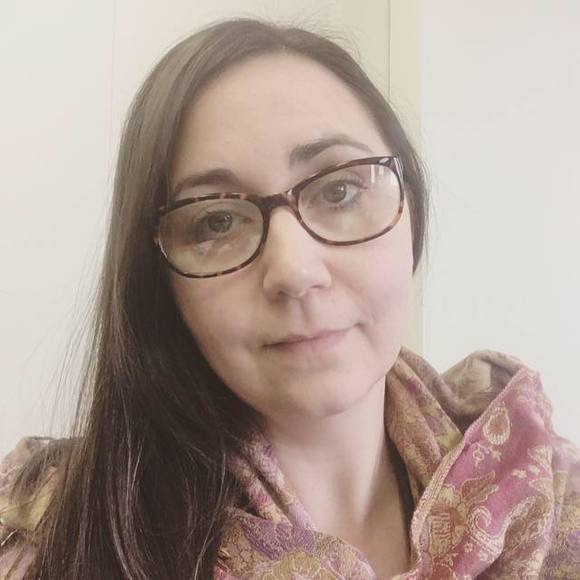 Meet your Posher, Alyse - Picture 1 of 1